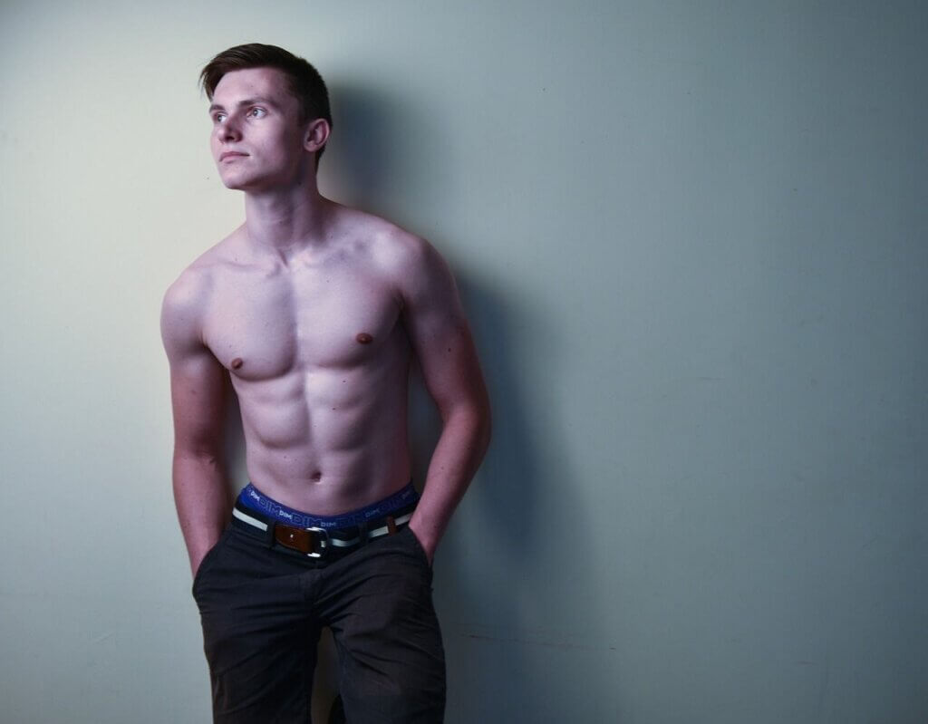 chest workout in gym with training tips